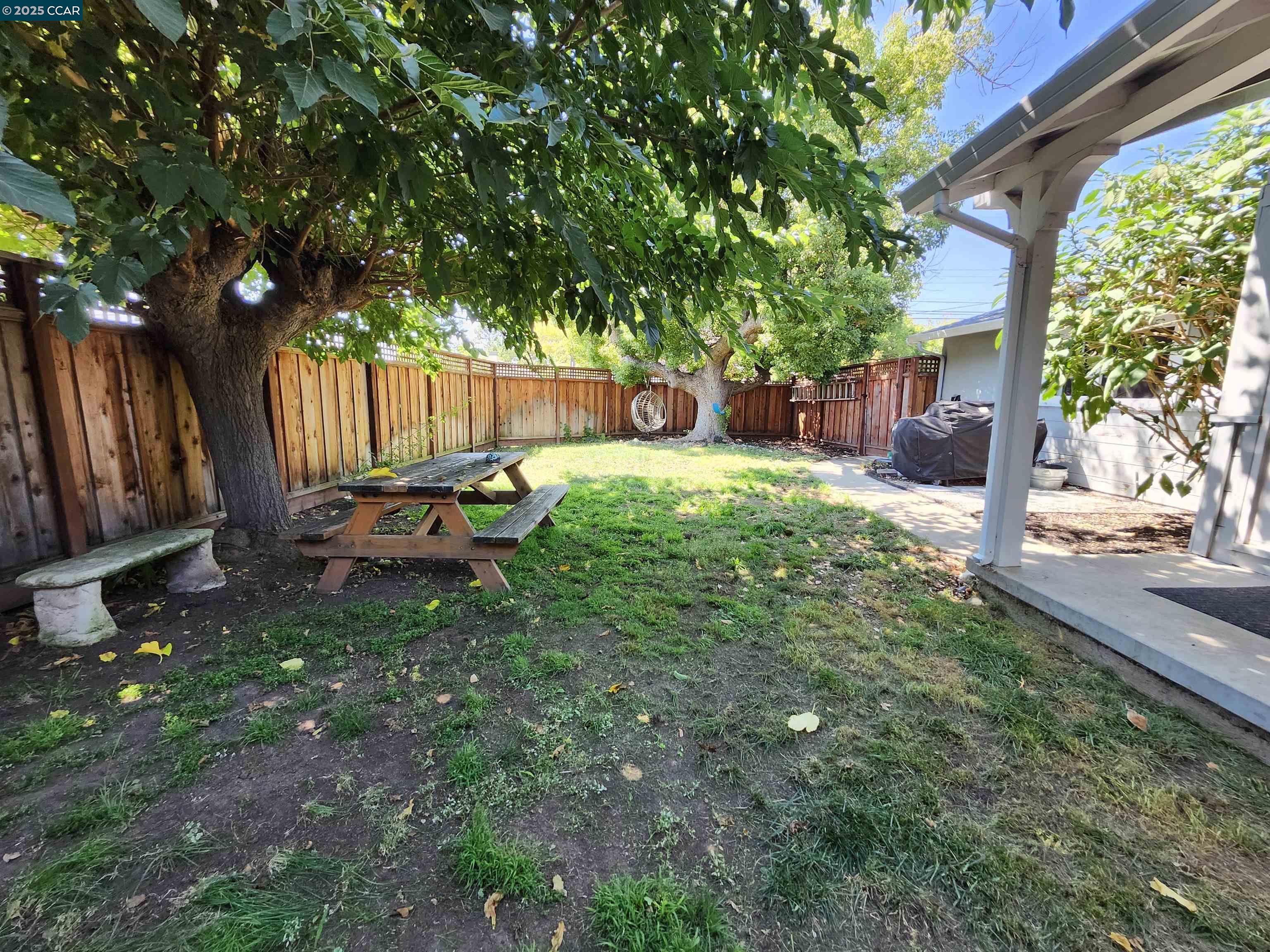 3479 Rose Ct