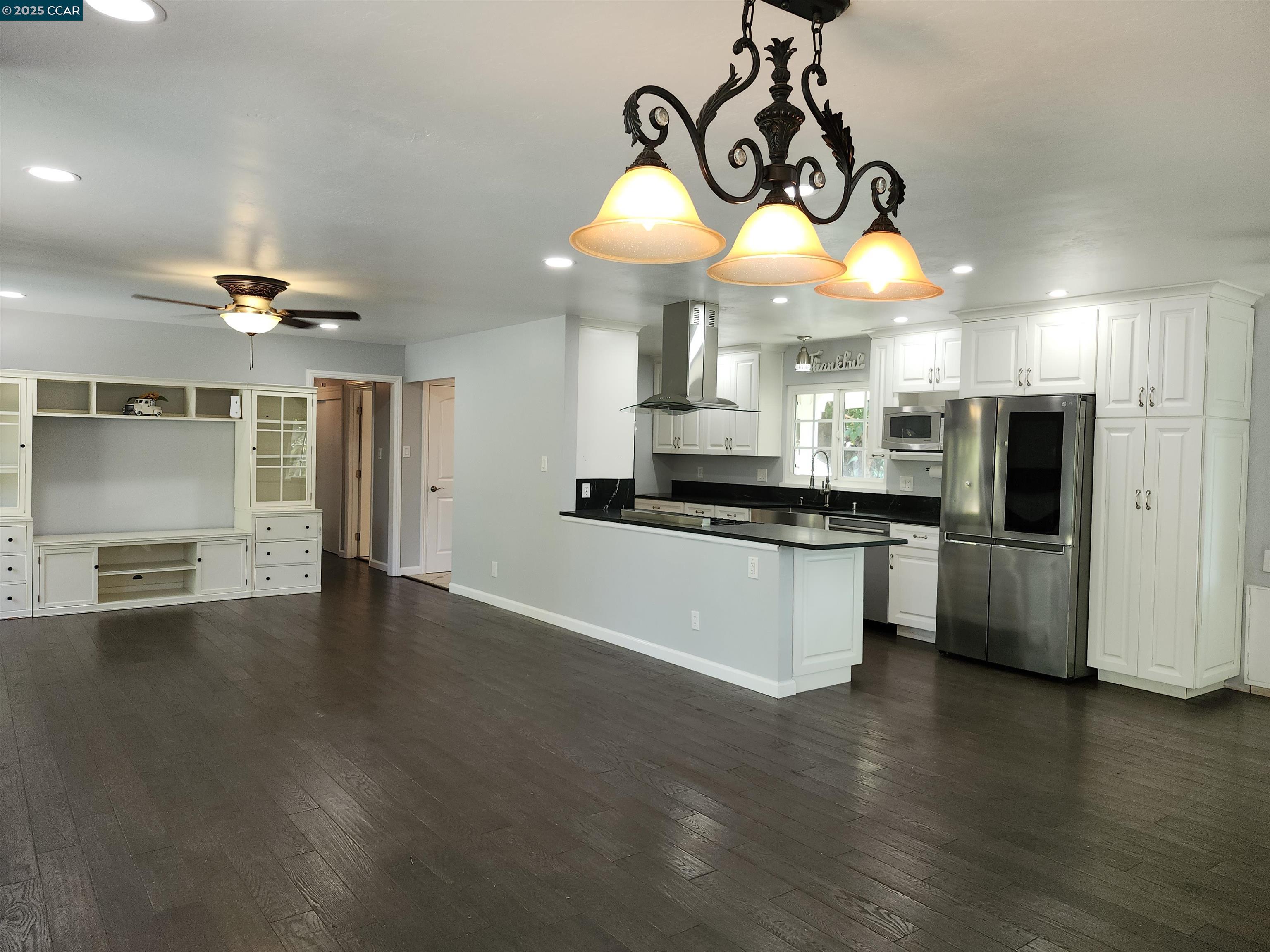 3479 Rose Ct