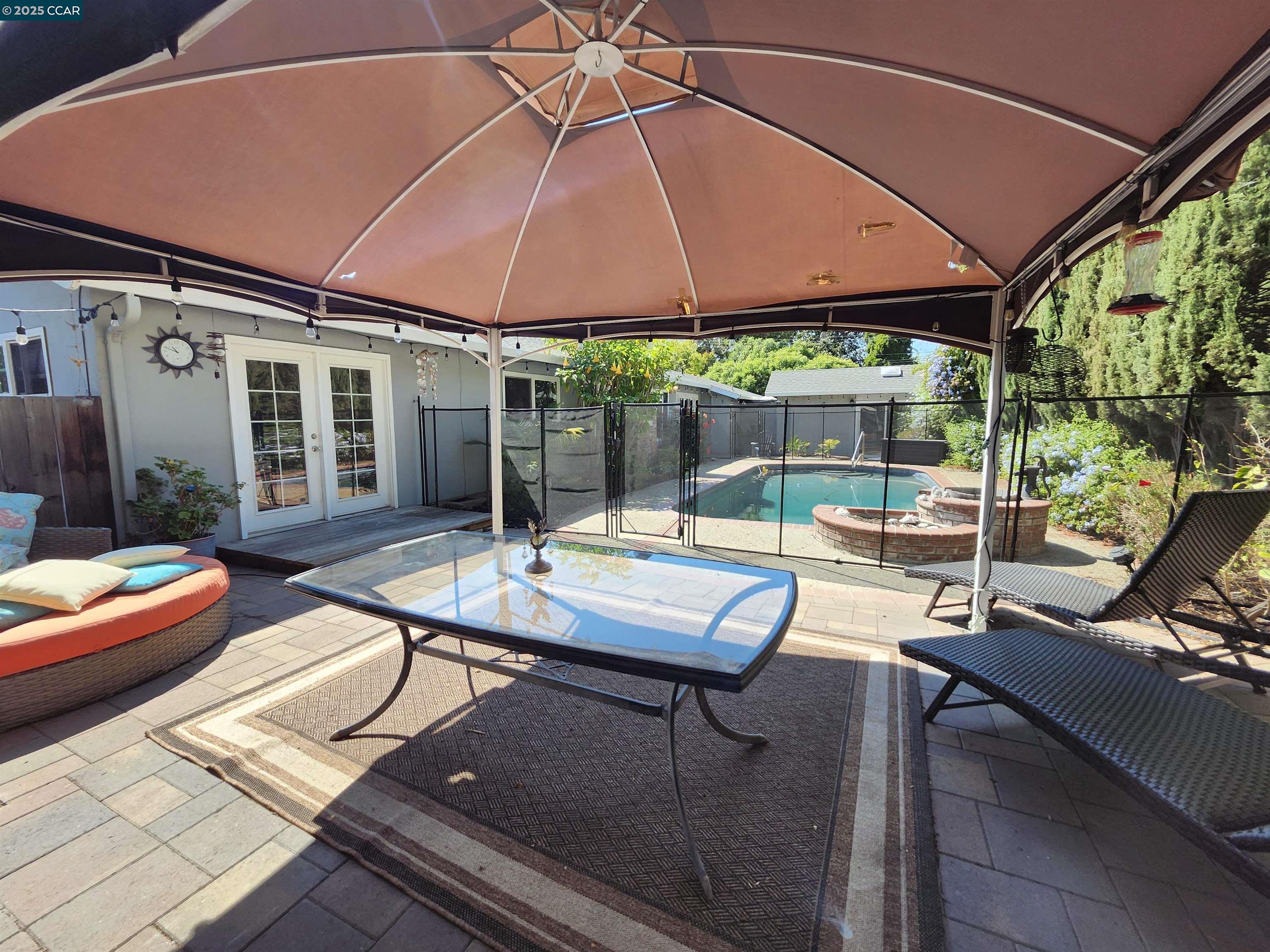 3479 Rose Ct