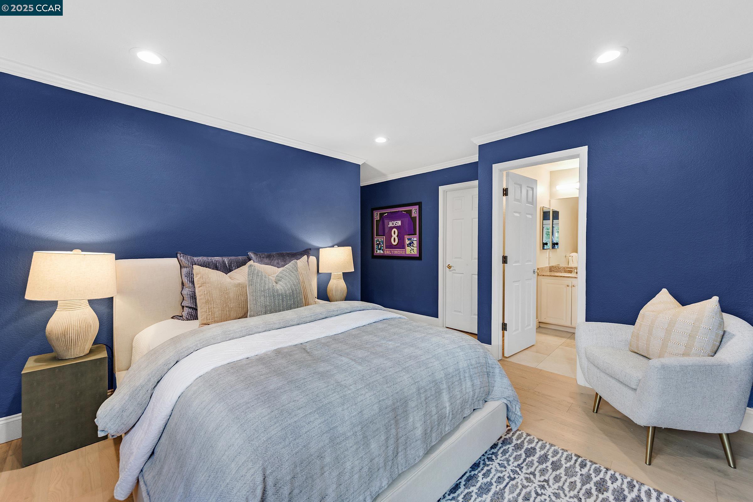 102 Leafield Rd