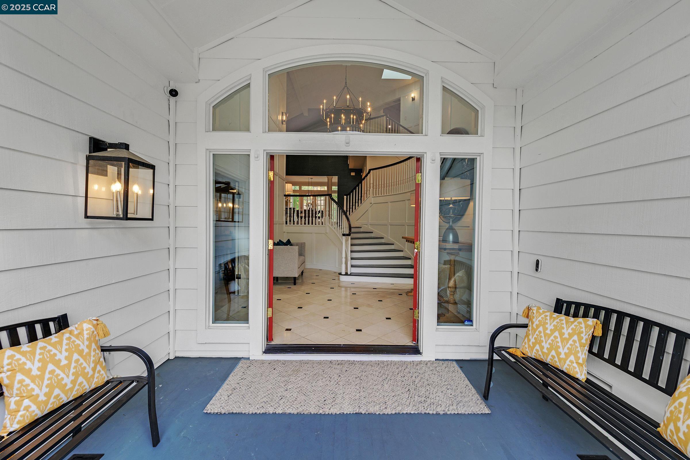 102 Leafield Rd
