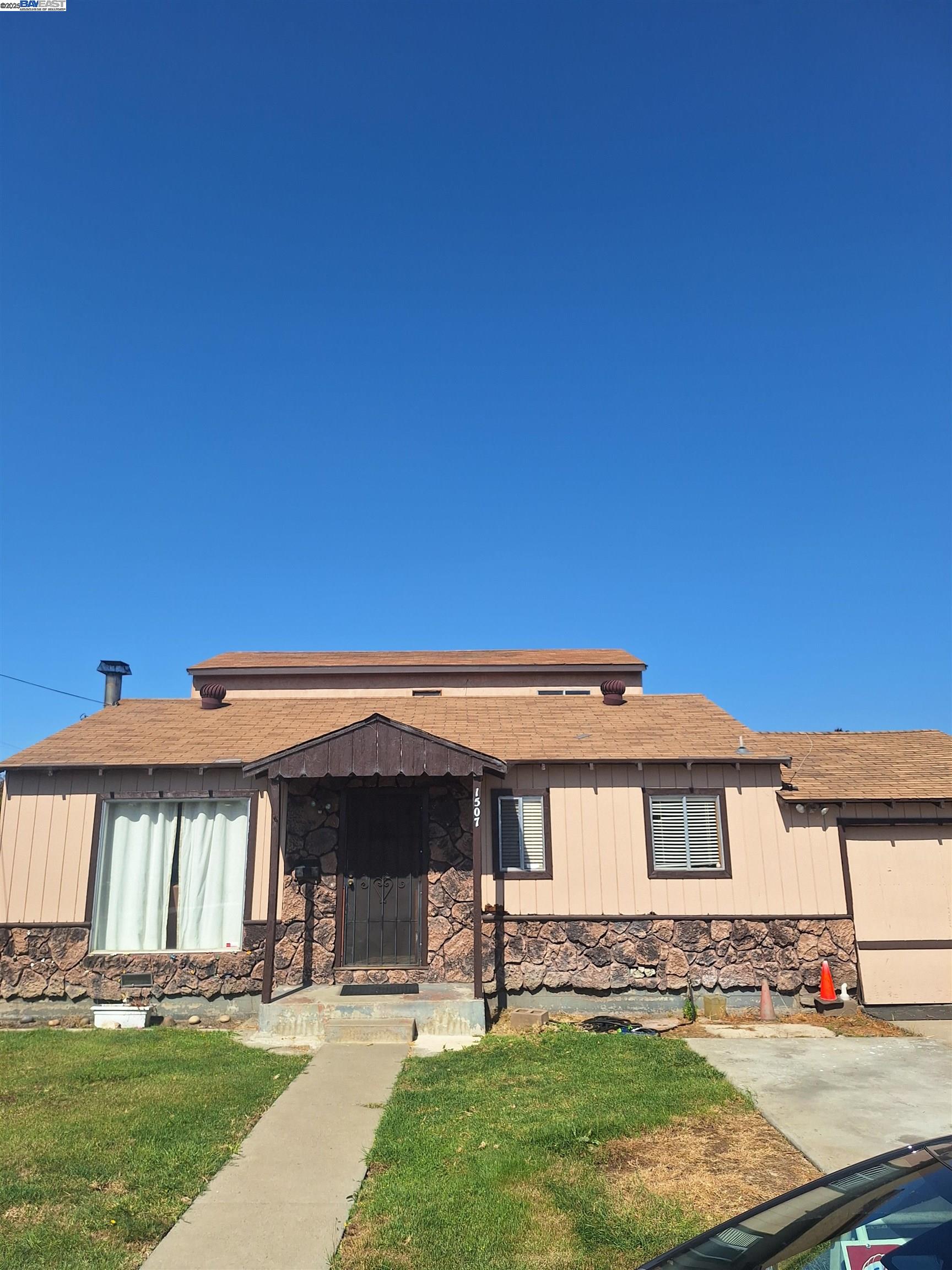 1507 Green Ct