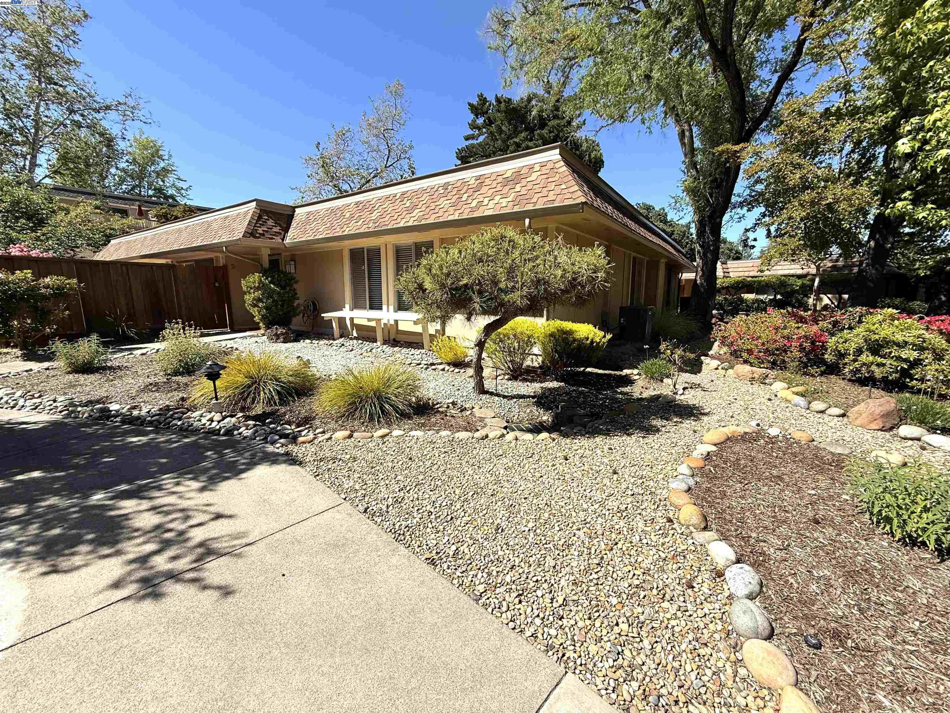 2217 Ptarmigan Dr # 2