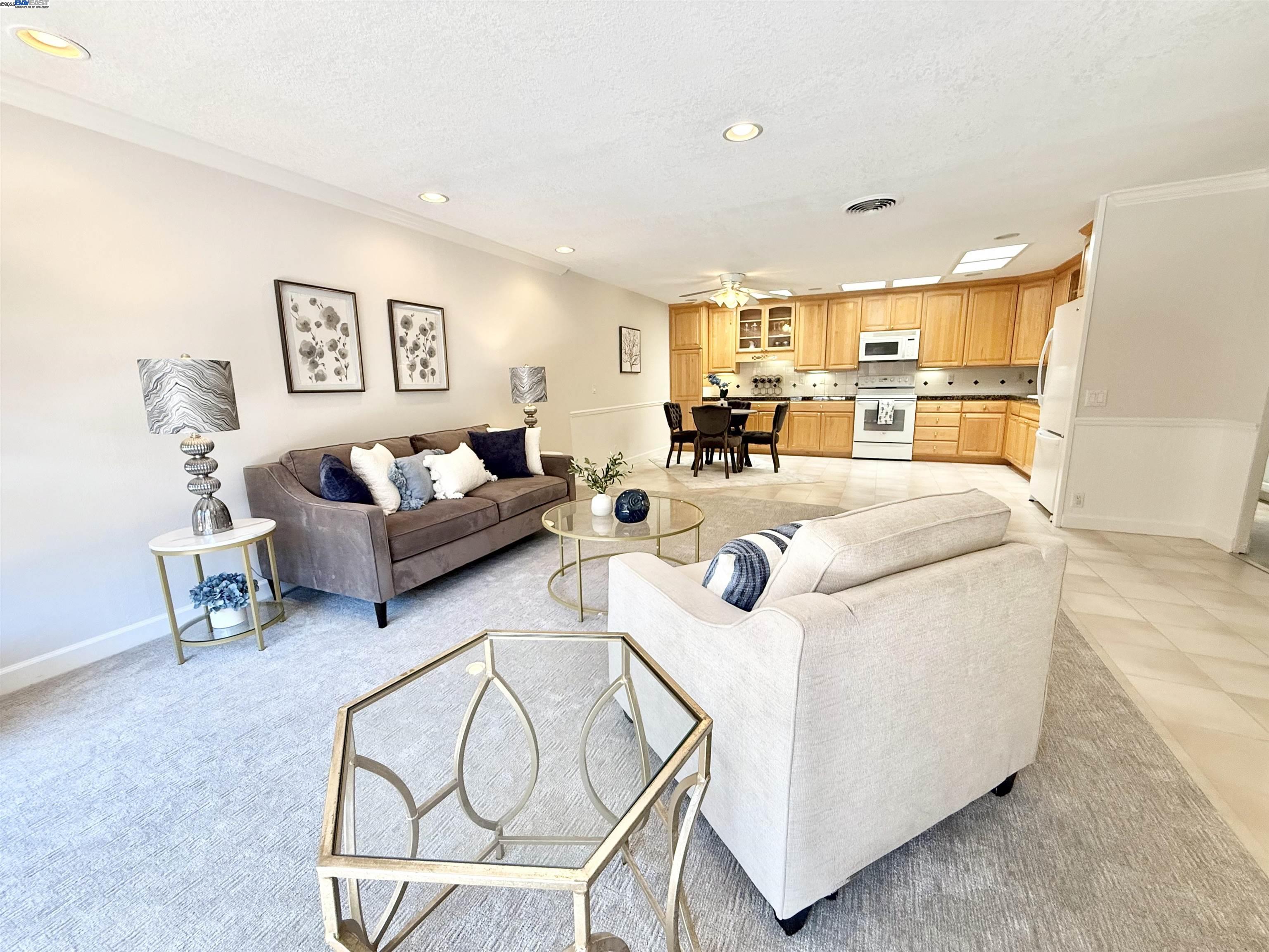 2217 Ptarmigan Dr # 2