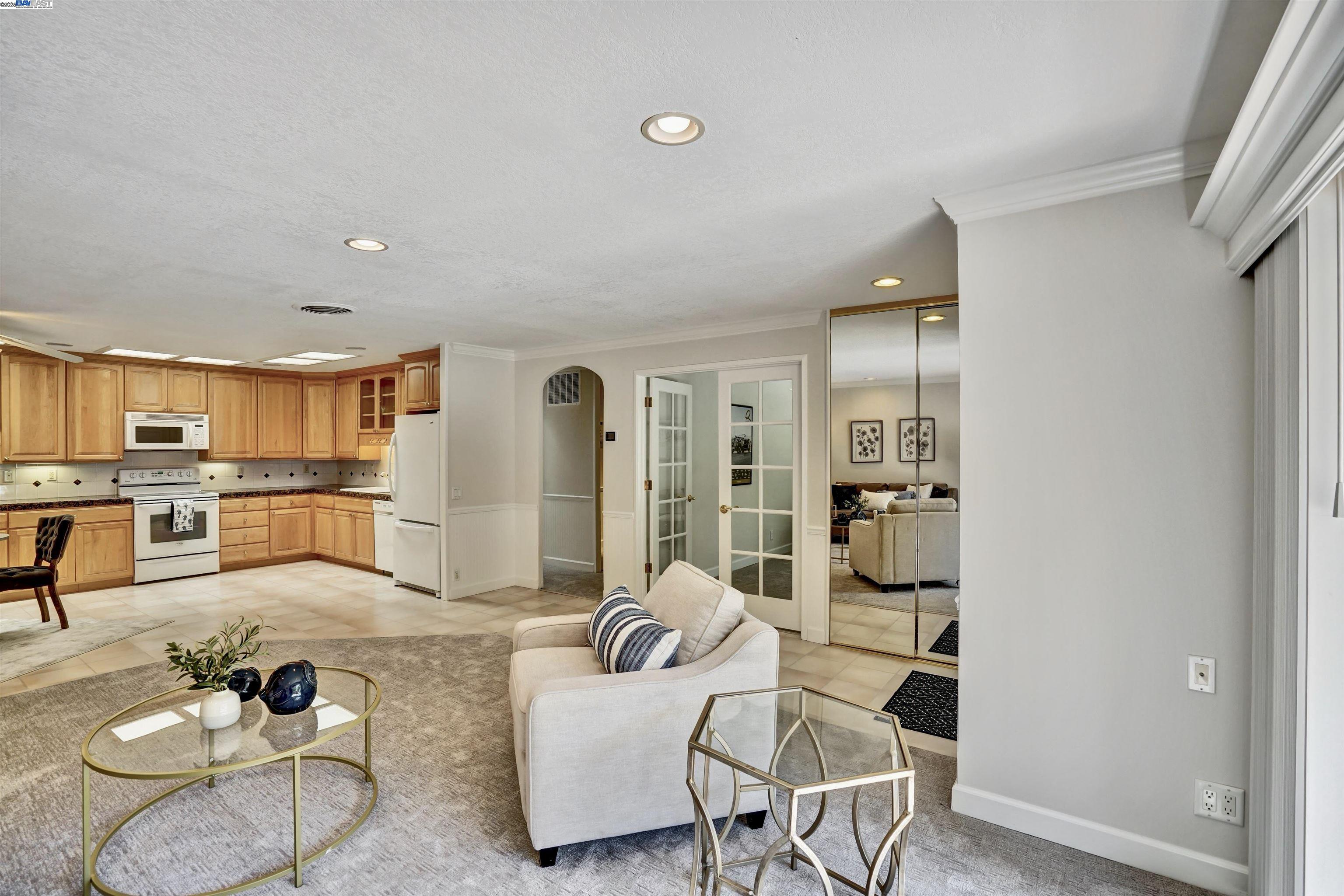 2217 Ptarmigan Dr # 2
