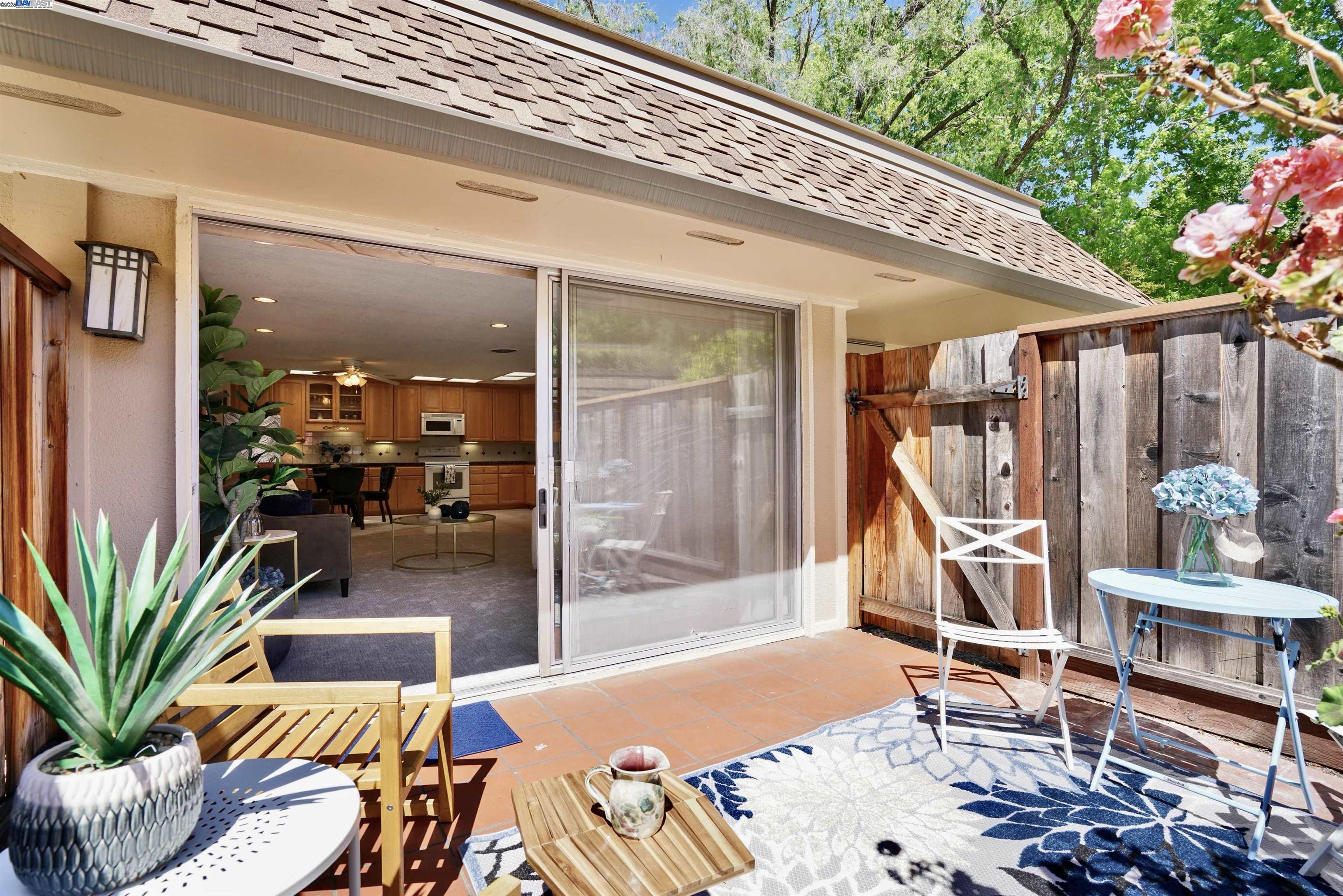 2217 Ptarmigan Dr # 2