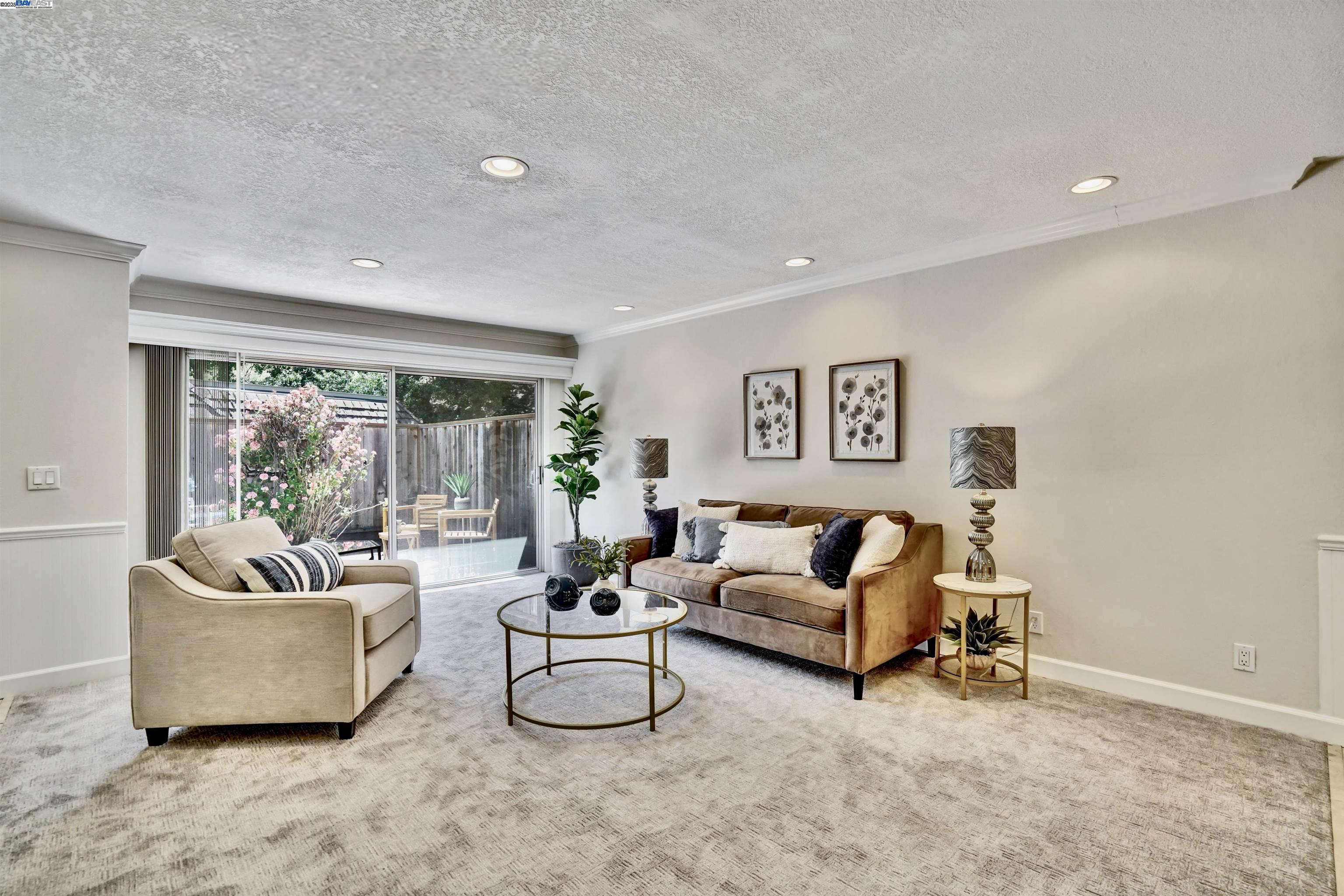 2217 Ptarmigan Dr # 2