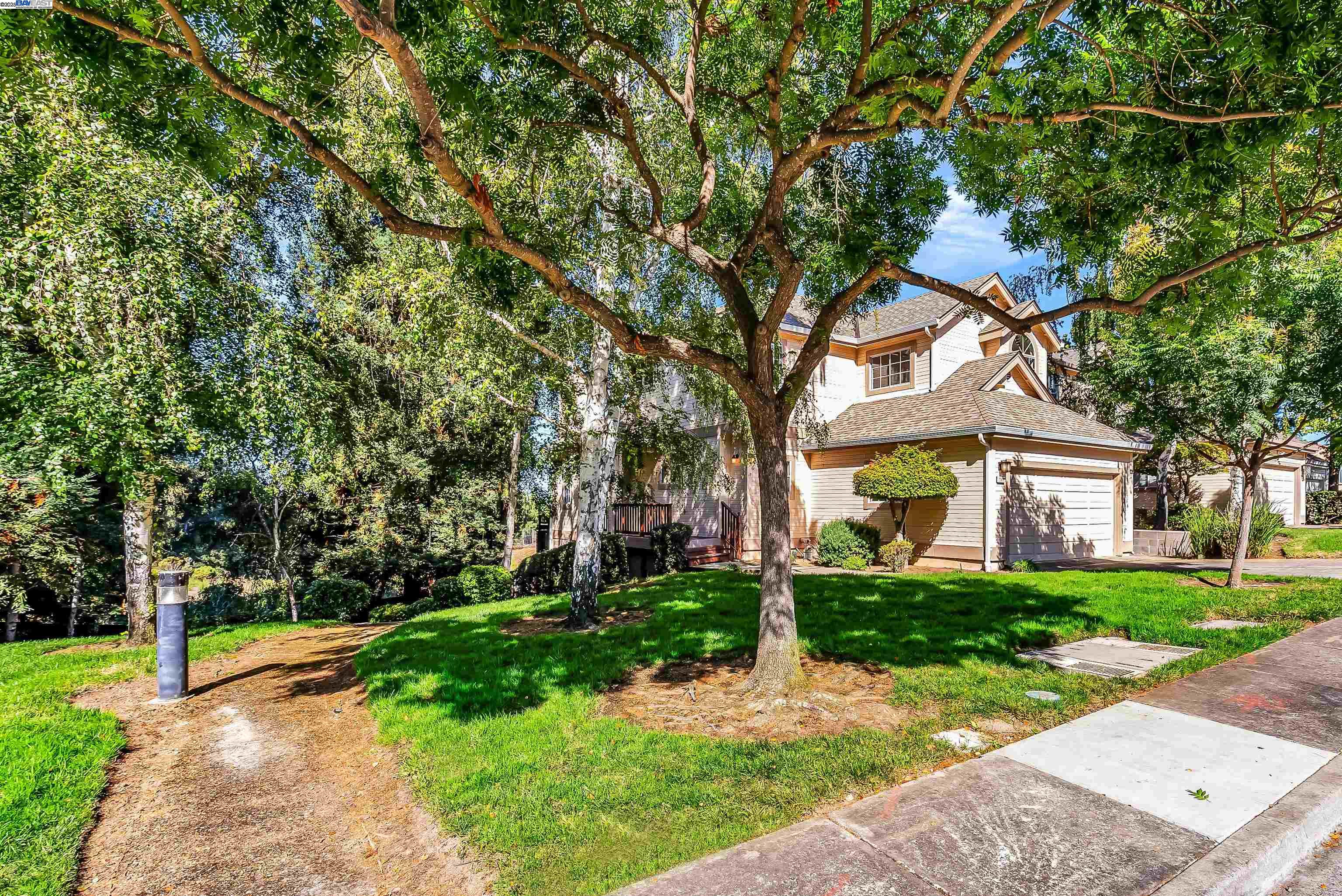 23661 Glenbrook Lane
