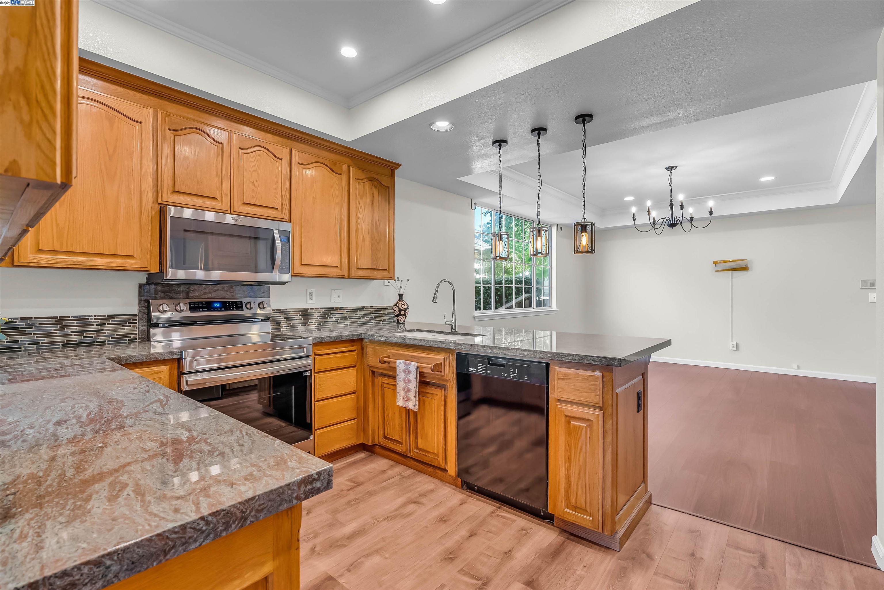 23661 Glenbrook Lane