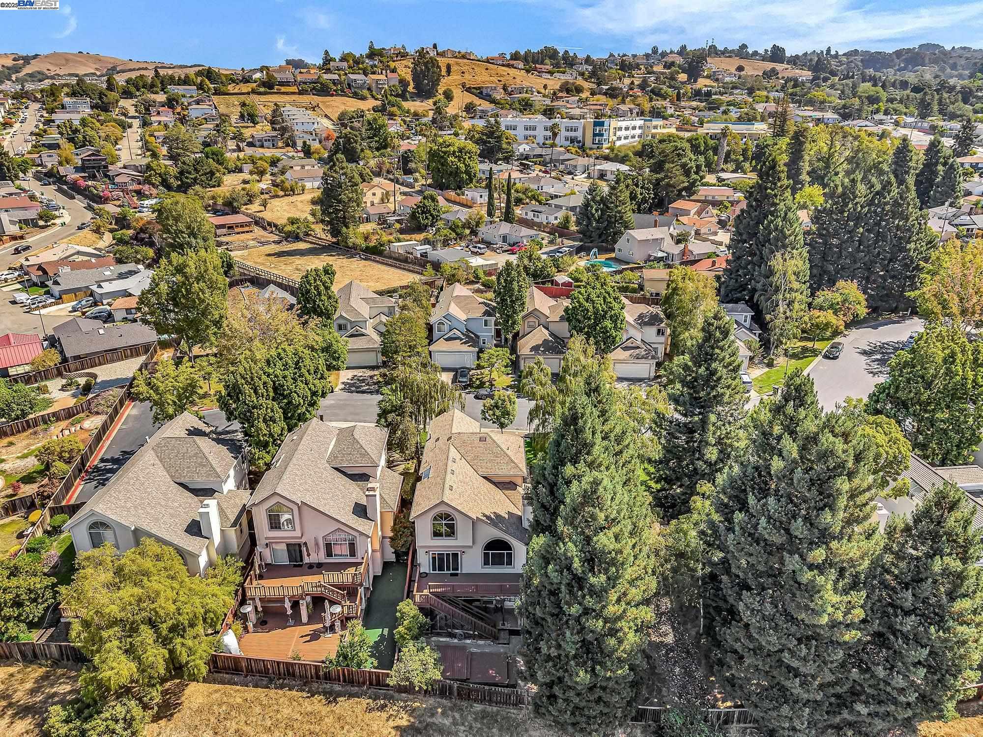 23661 Glenbrook Lane