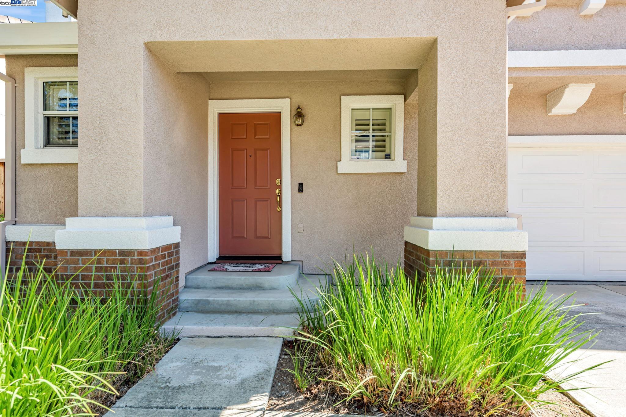 215 Marquis Ter