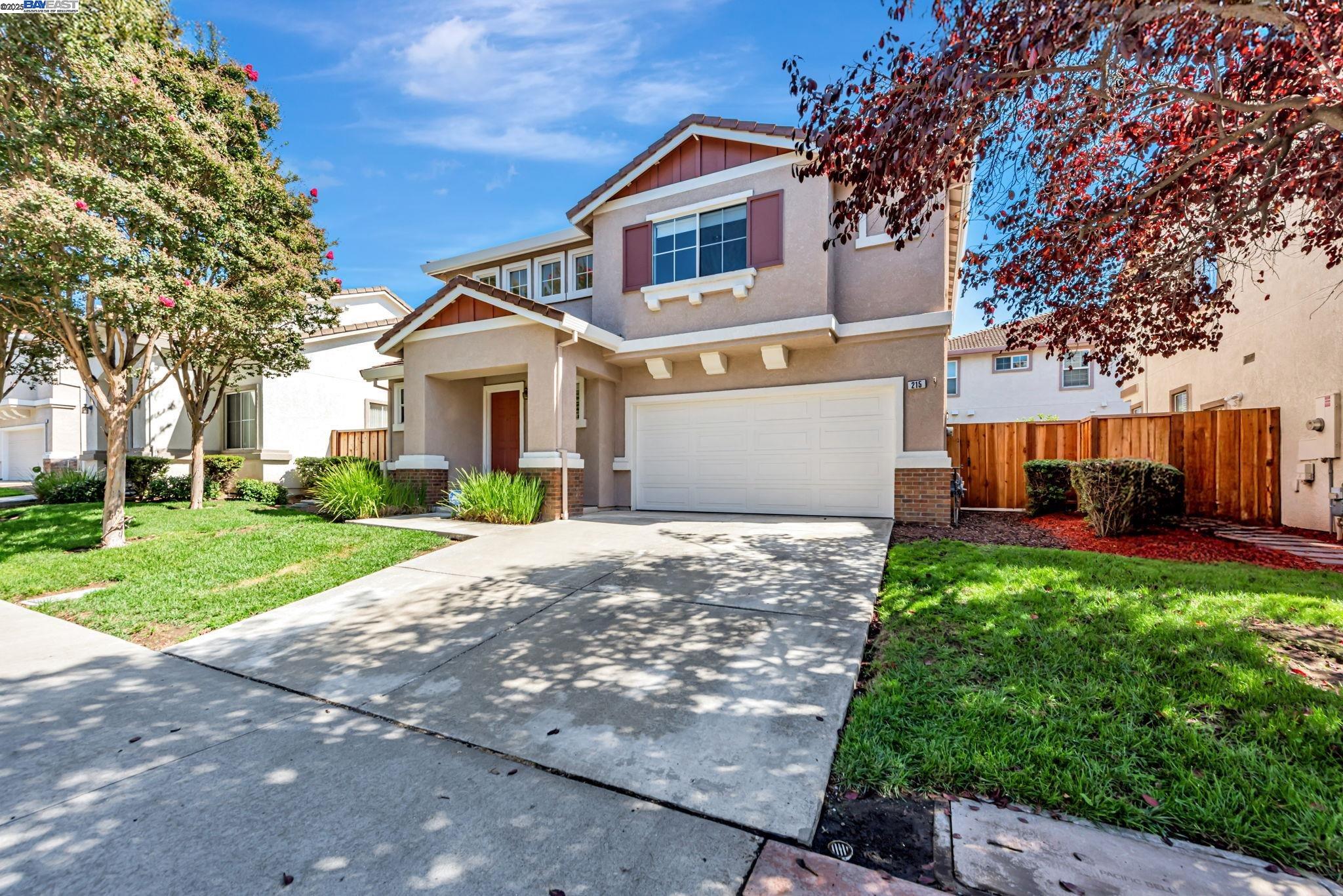 215 Marquis Ter