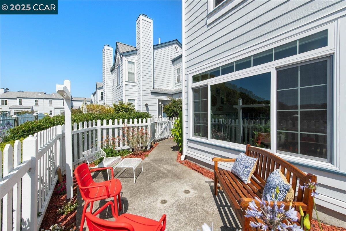 609 Commodore Dr, Richmond