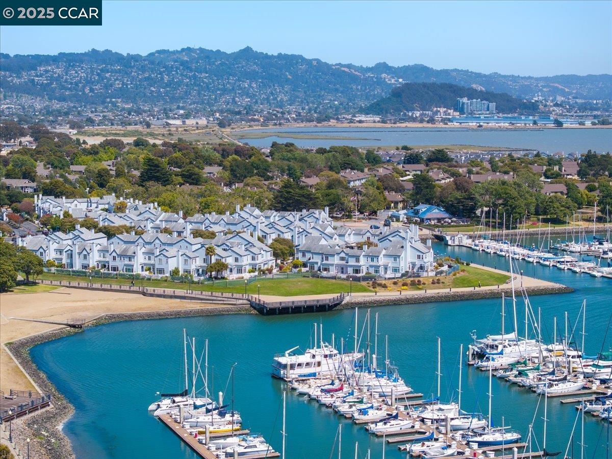 609 Commodore Dr, Richmond