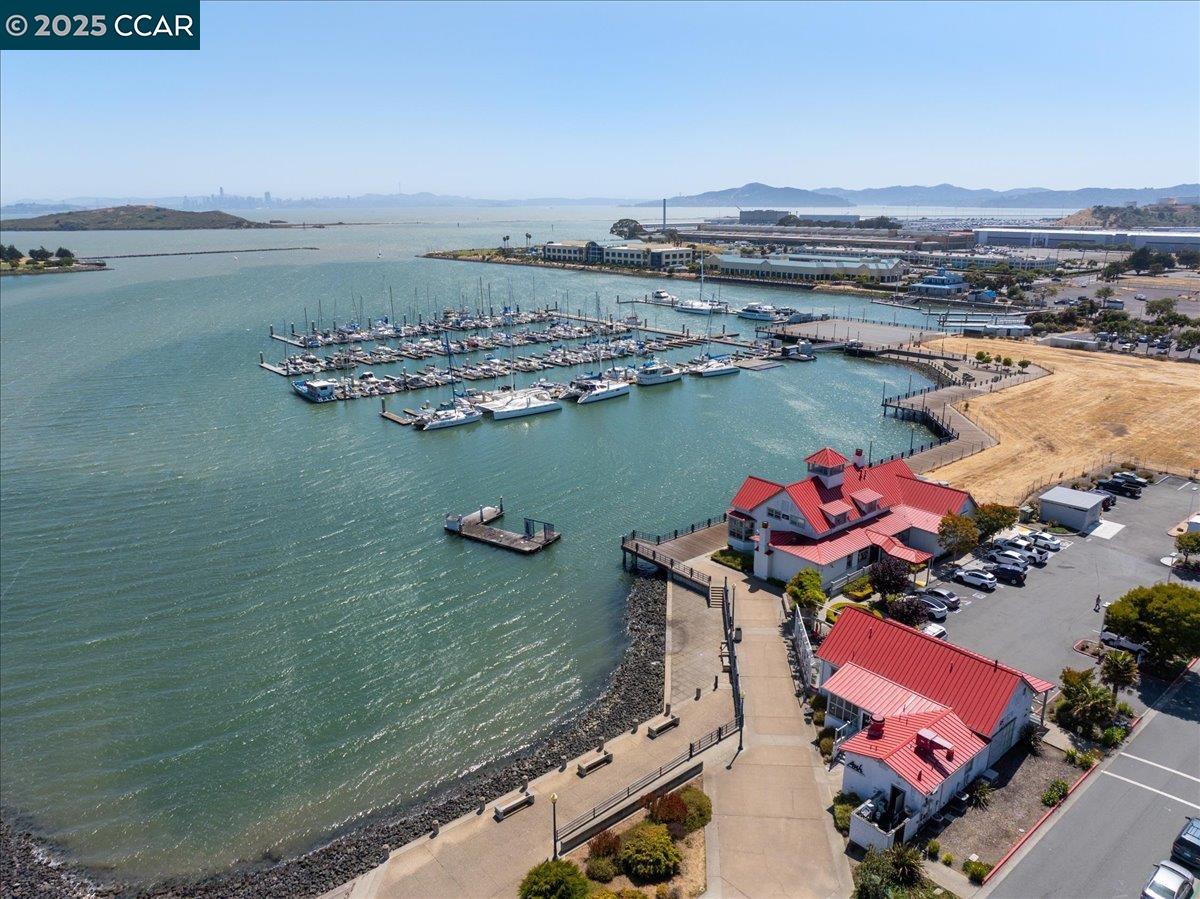 609 Commodore Dr, Richmond