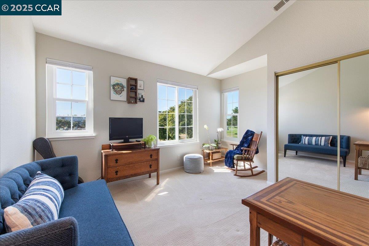 609 Commodore Dr, Richmond