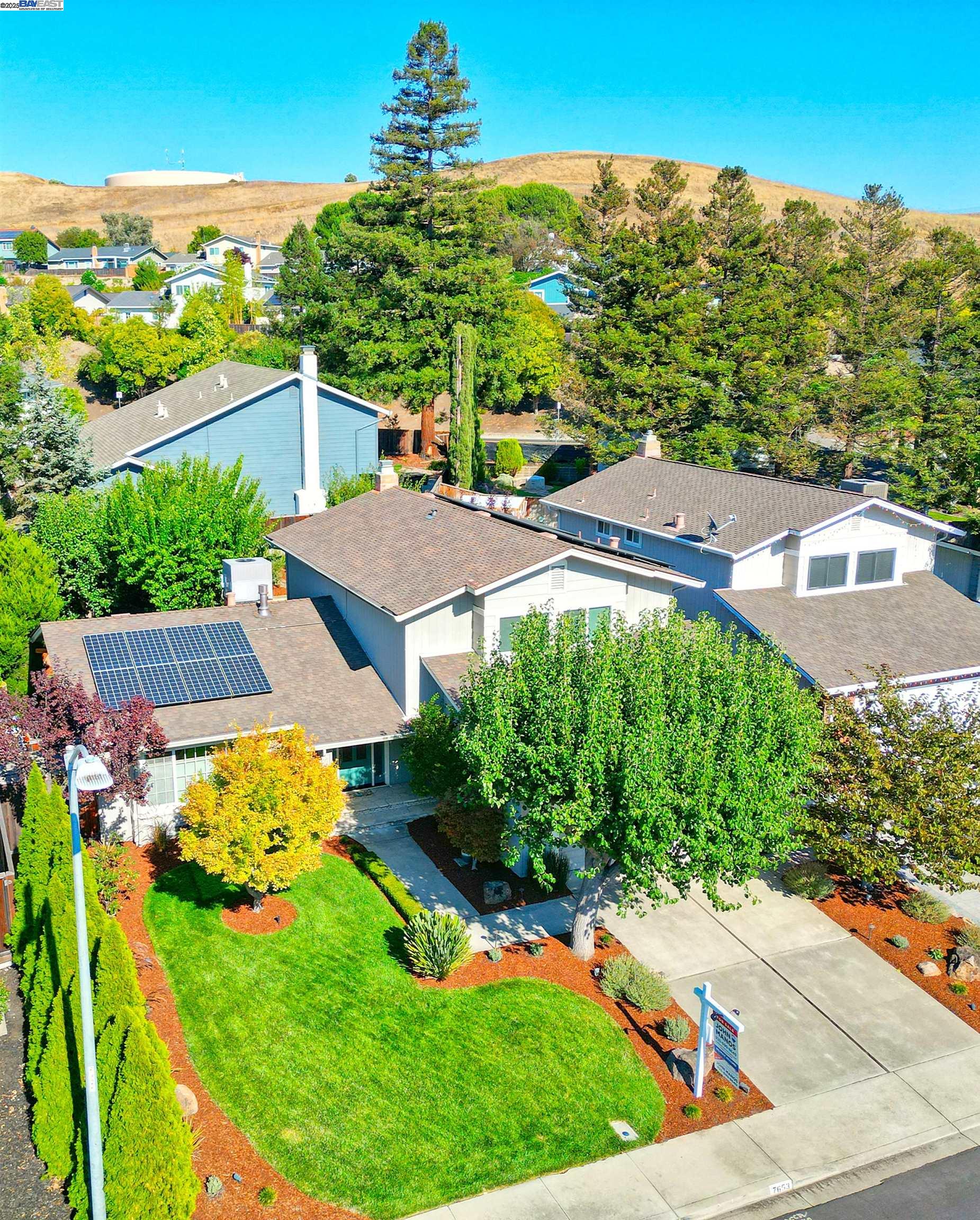 7653 Turquoise St