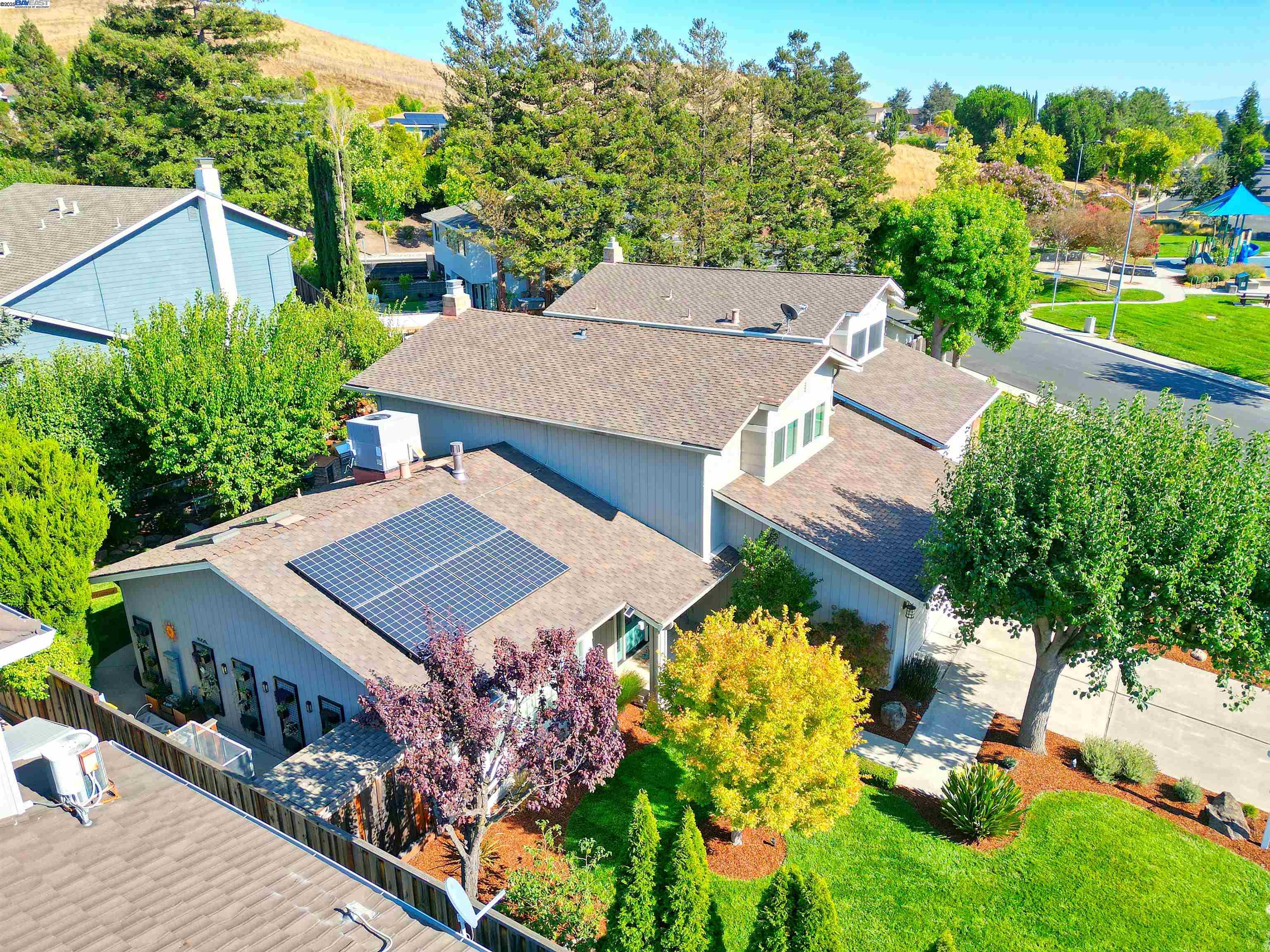 7653 Turquoise St