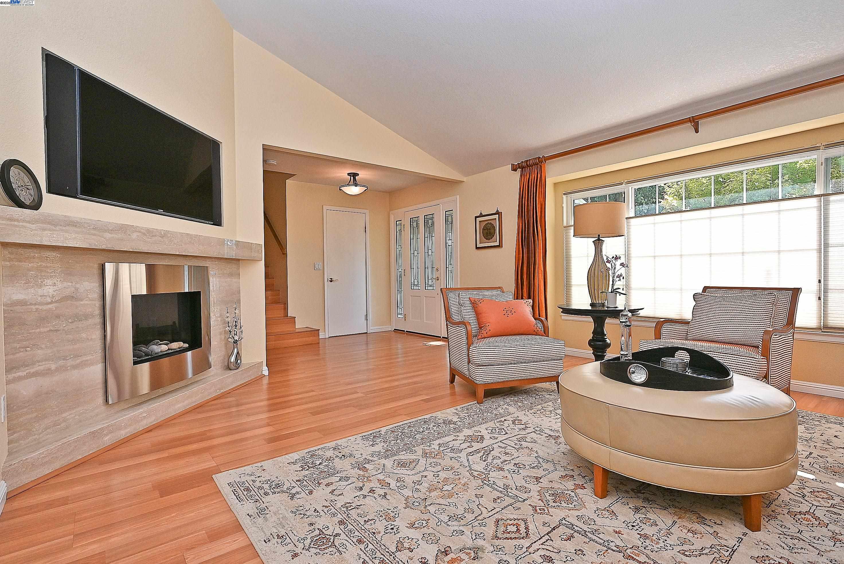 7653 Turquoise St