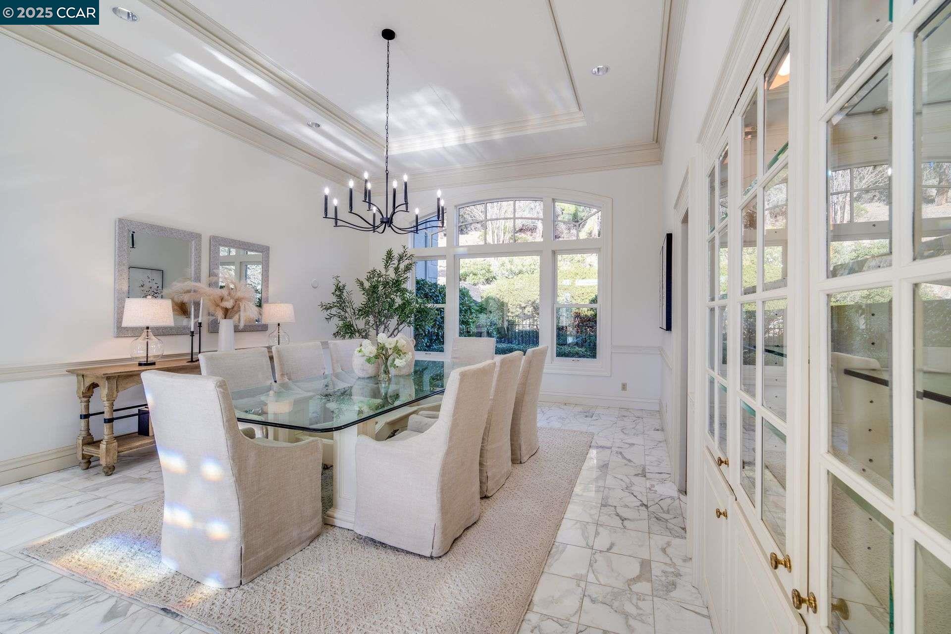 2420 Diablo Lakes Ln