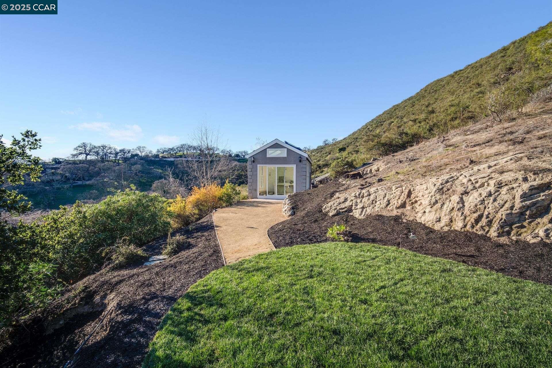 2420 Diablo Lakes Ln