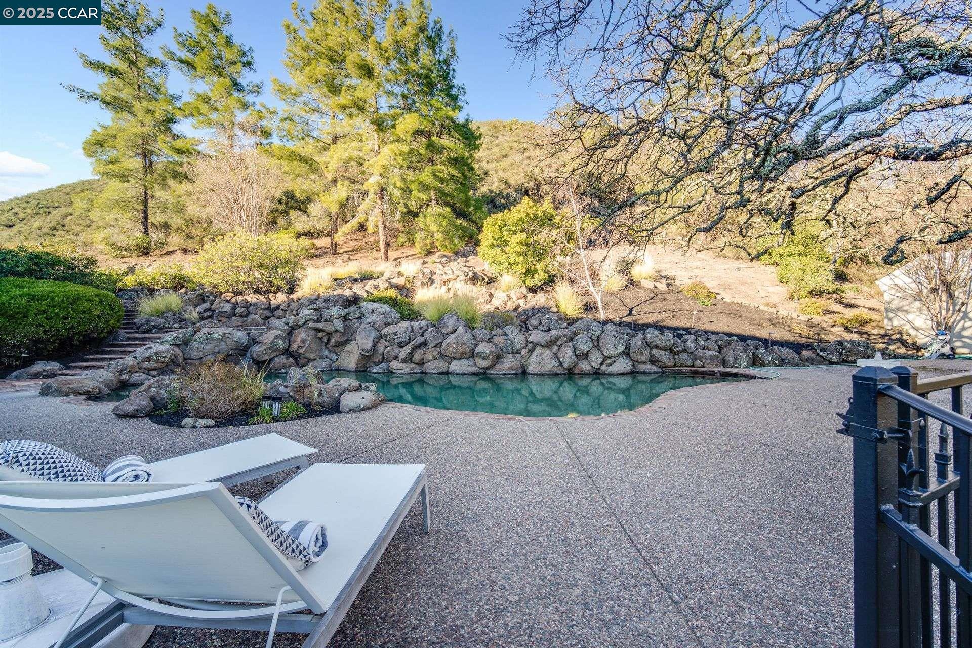 2420 Diablo Lakes Ln