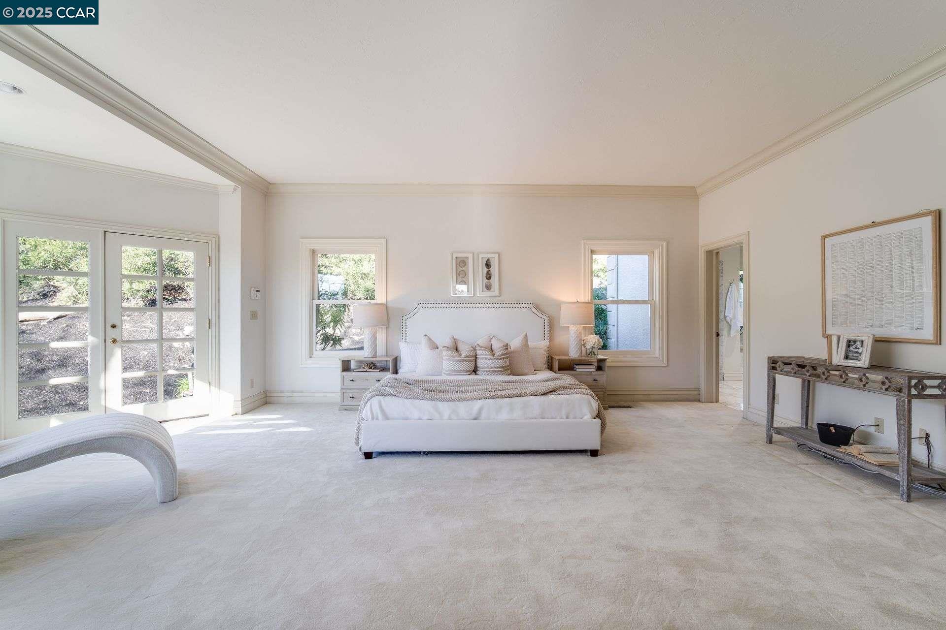 2420 Diablo Lakes Ln