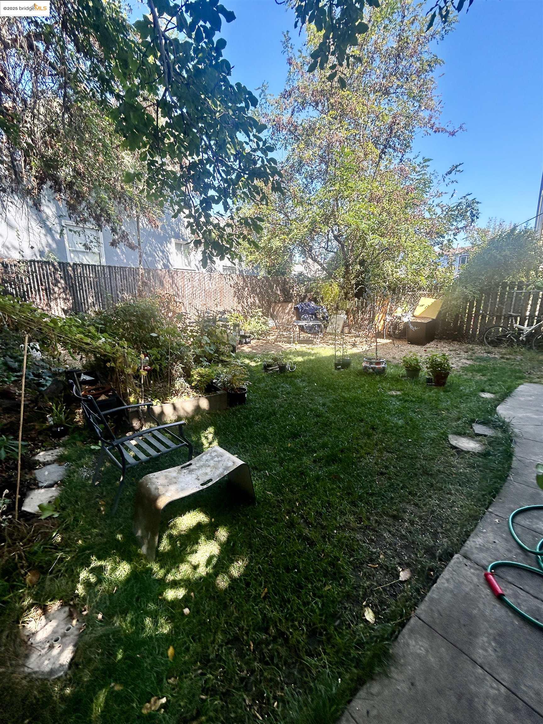 2816 Foothill Blvd