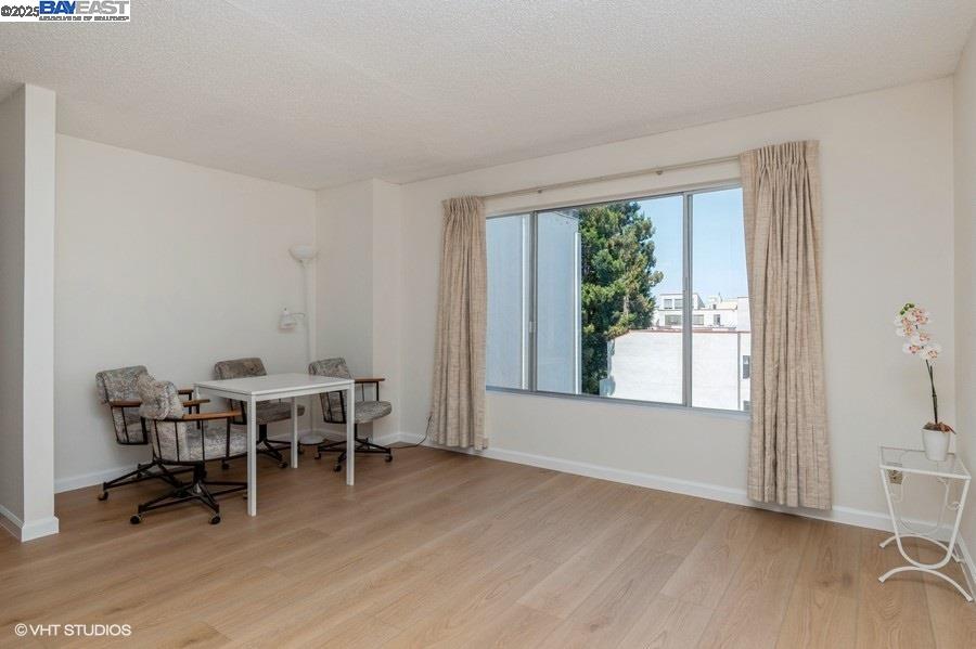 2005 Pleasant Valley Ave # 316