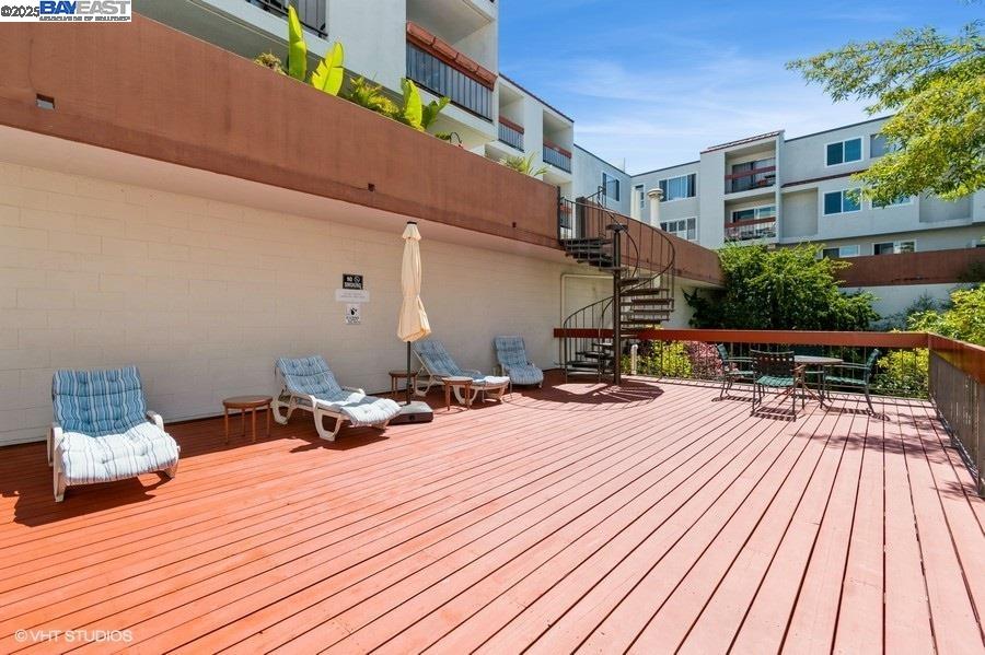 2005 Pleasant Valley Ave # 316