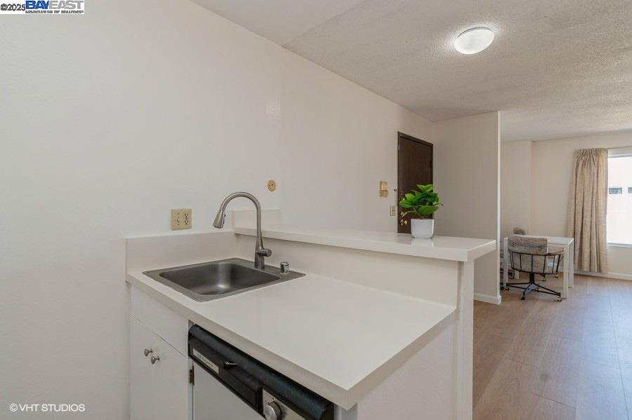 2005 Pleasant Valley Ave # 316