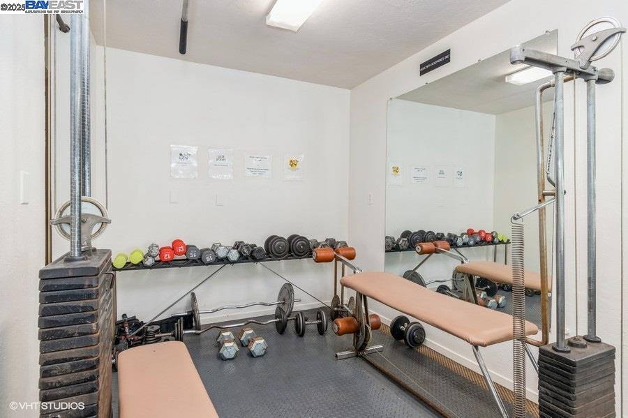 2005 Pleasant Valley Ave # 316