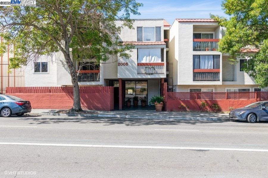 2005 Pleasant Valley Ave # 316