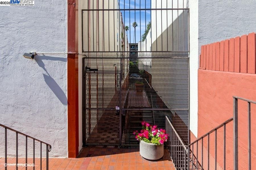 2005 Pleasant Valley Ave # 316