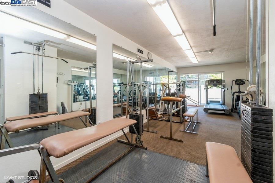 2005 Pleasant Valley Ave # 316