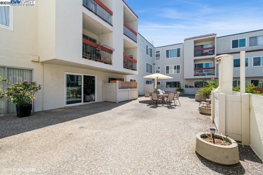 2005 Pleasant Valley Ave # 316