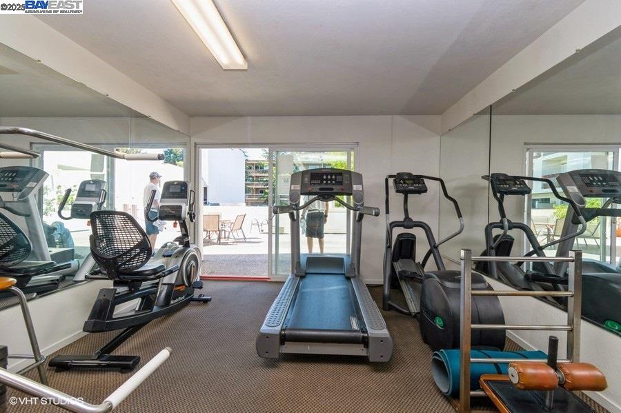 2005 Pleasant Valley Ave # 316