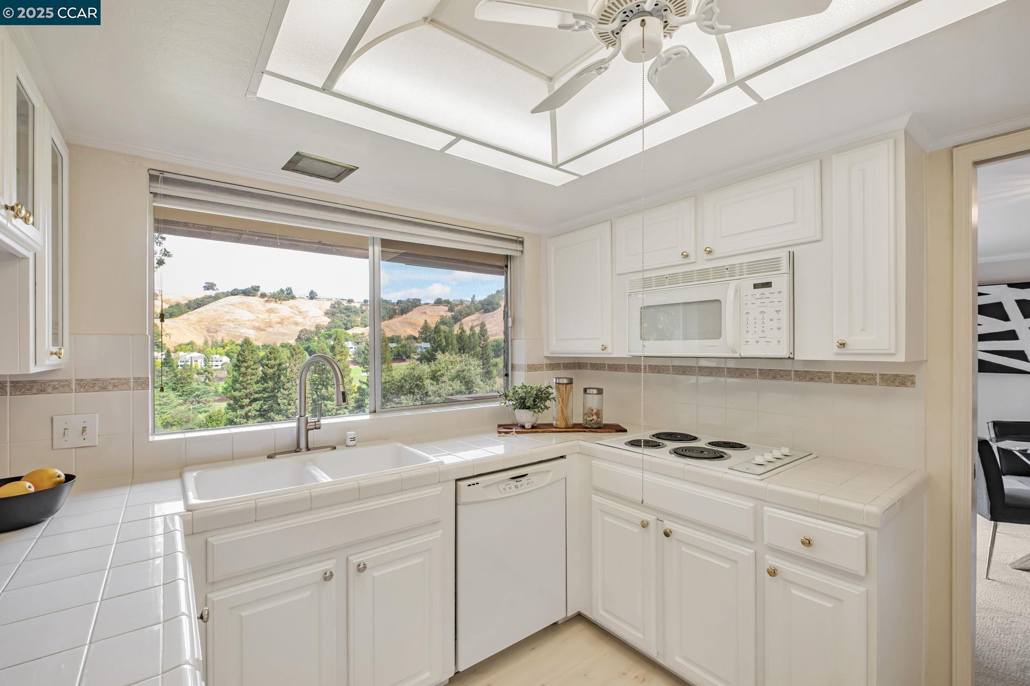 4021 Terra Granada Dr # 1B