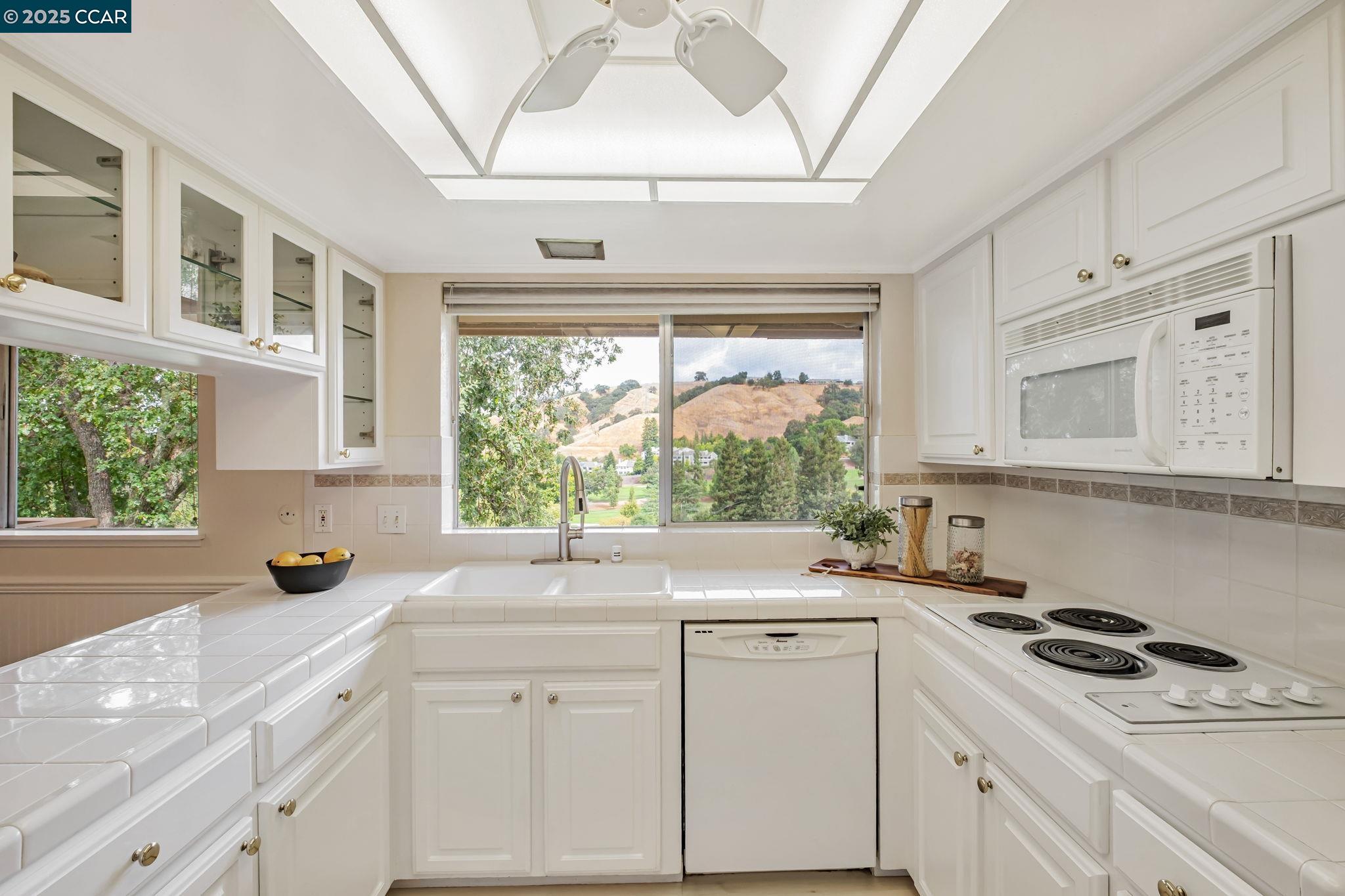 4021 Terra Granada Dr # 1B