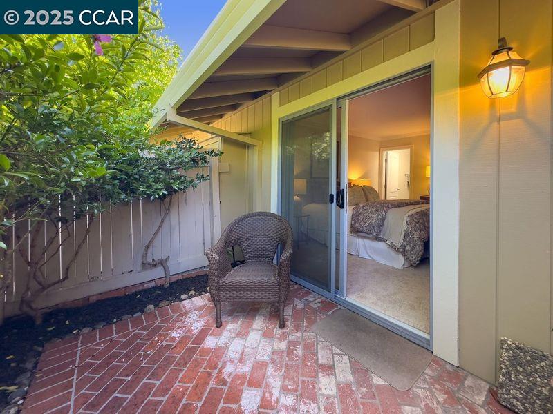 2733 Ptarmigan Dr # 2