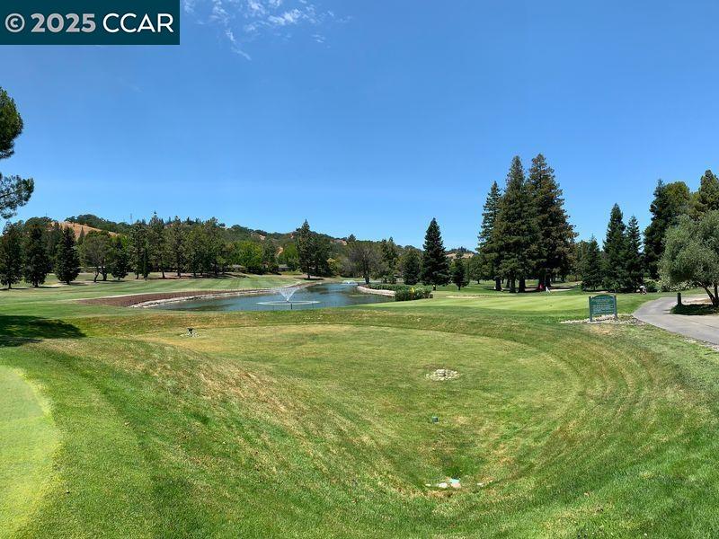 2733 Ptarmigan Dr # 2