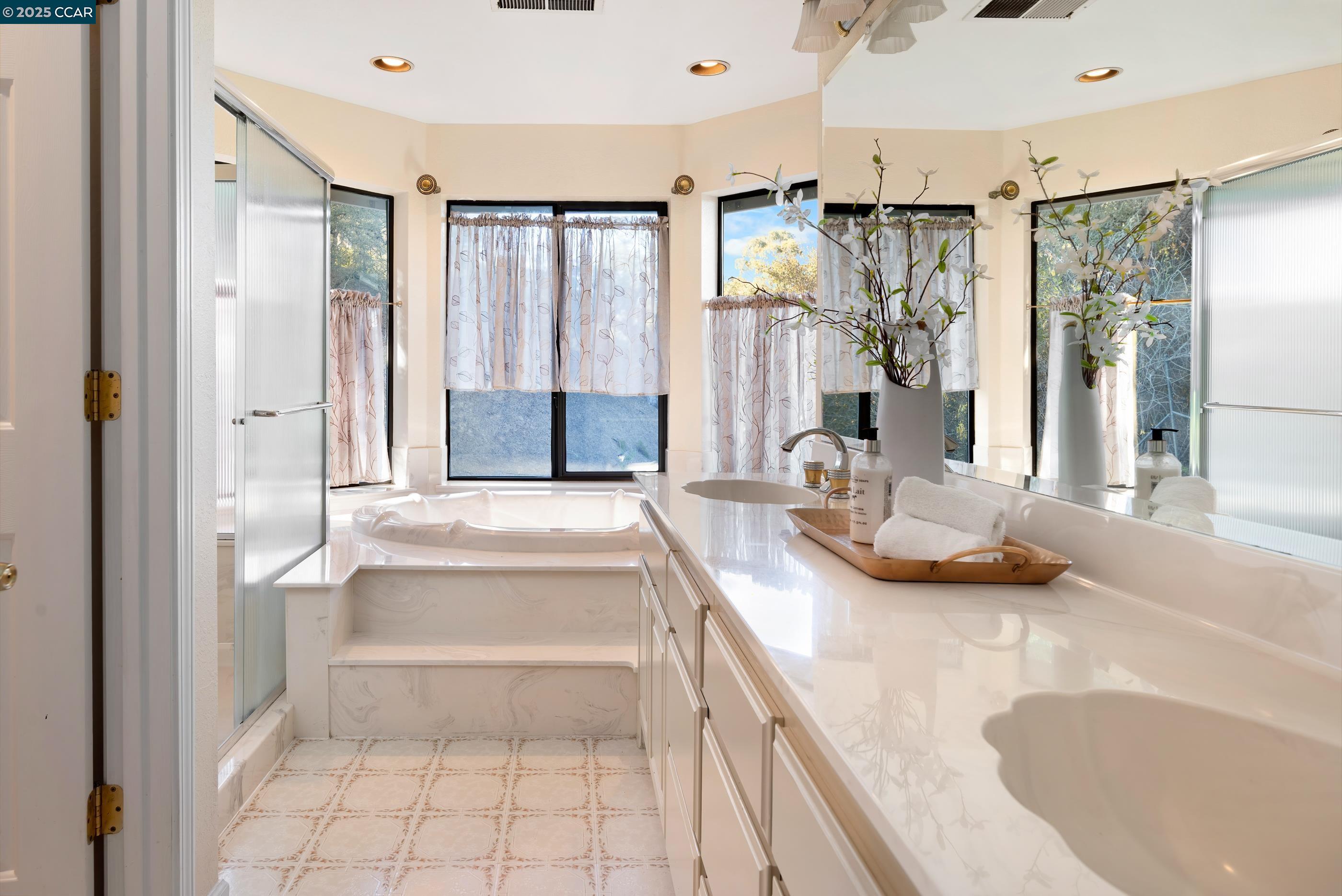 59 A Saddle Road, Walnut Creek