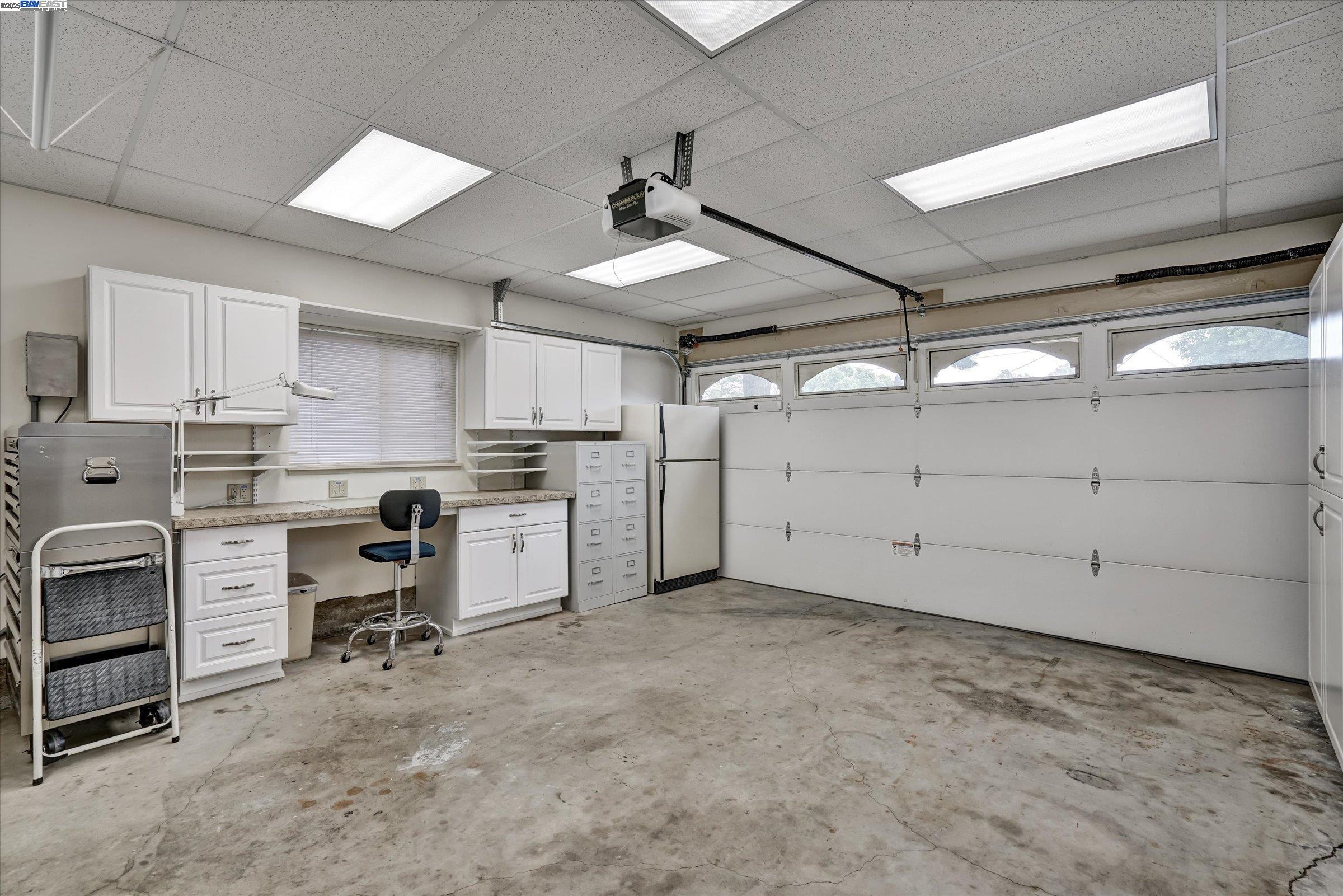 678 Crane Ave