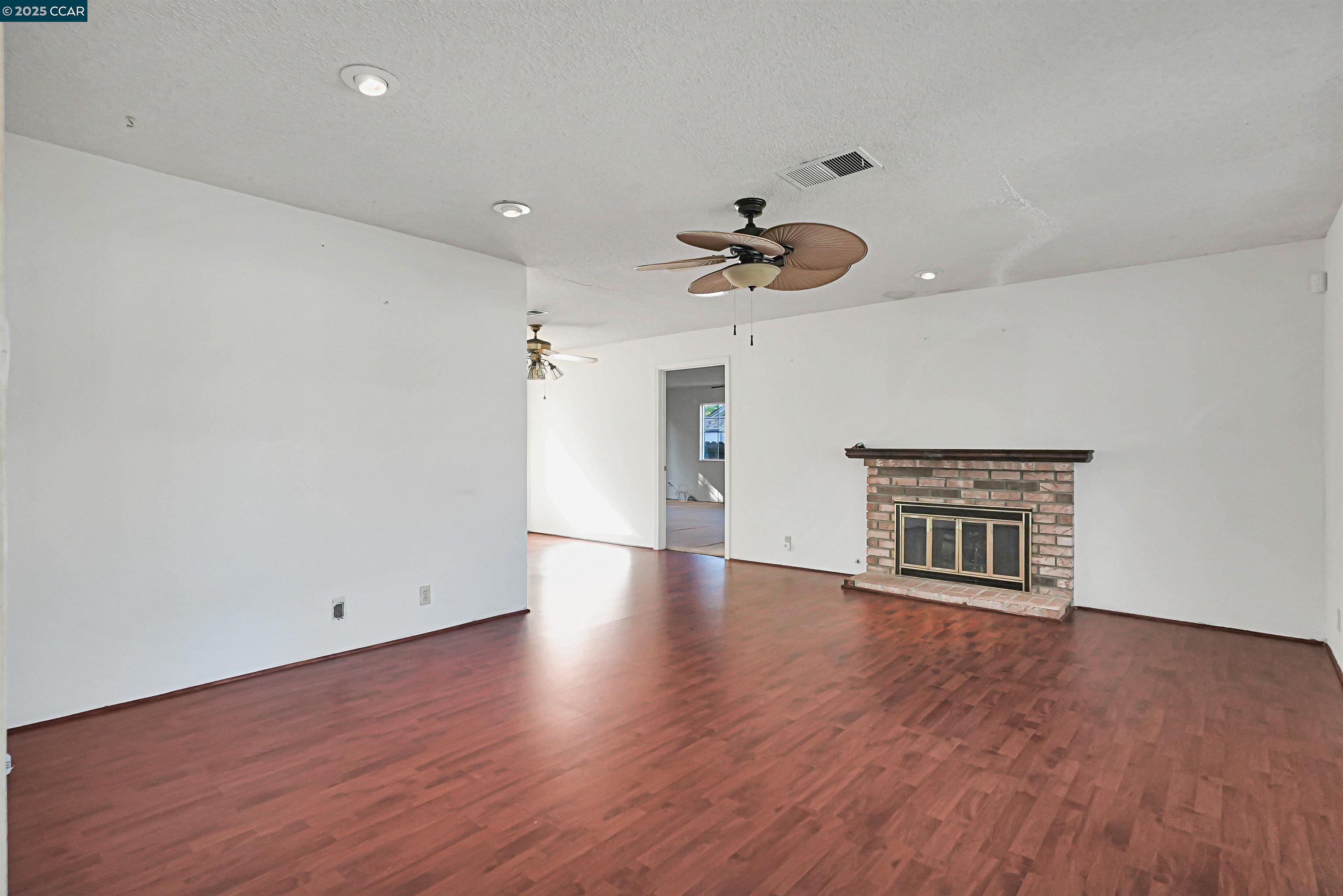 572 Corte Cala, Vacaville