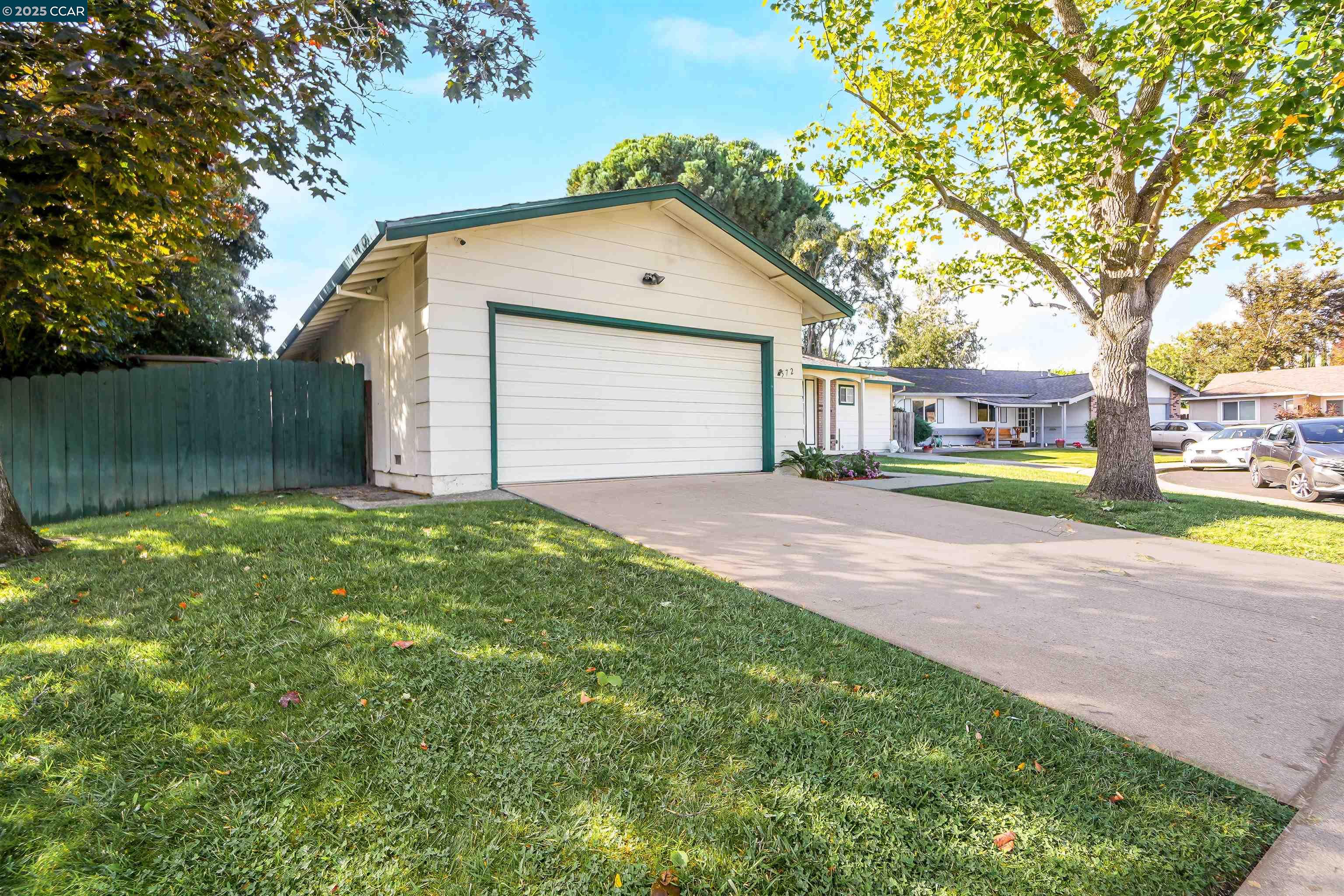 572 Corte Cala, Vacaville