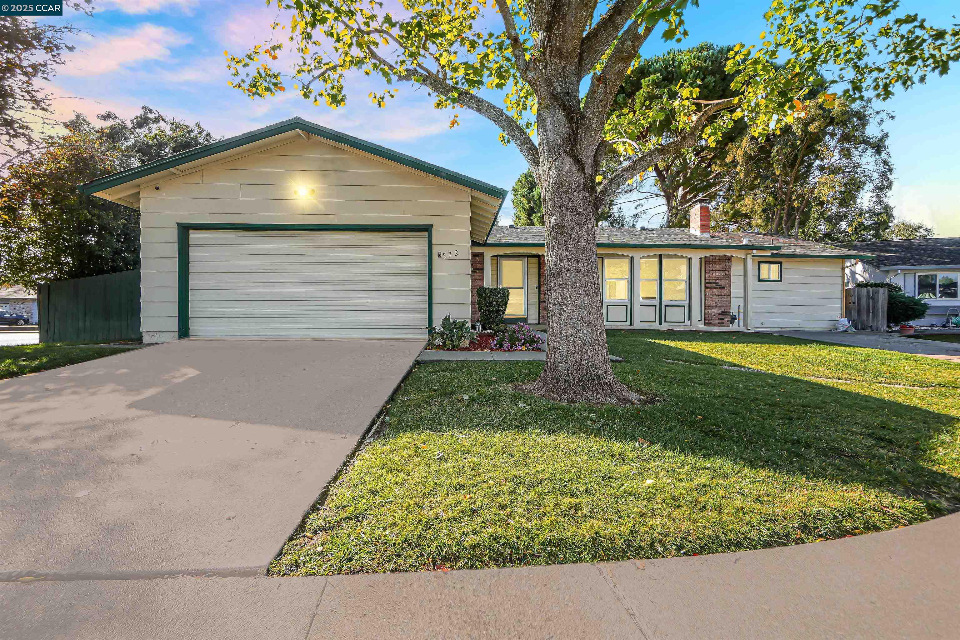 572 Corte Cala, Vacaville