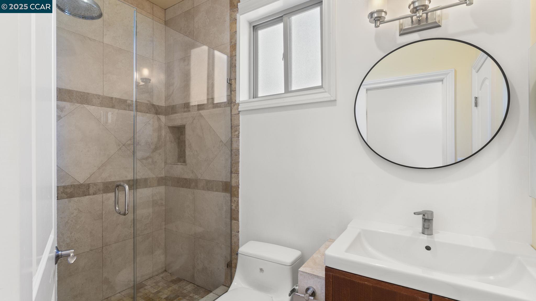 131 Montecito Crescent