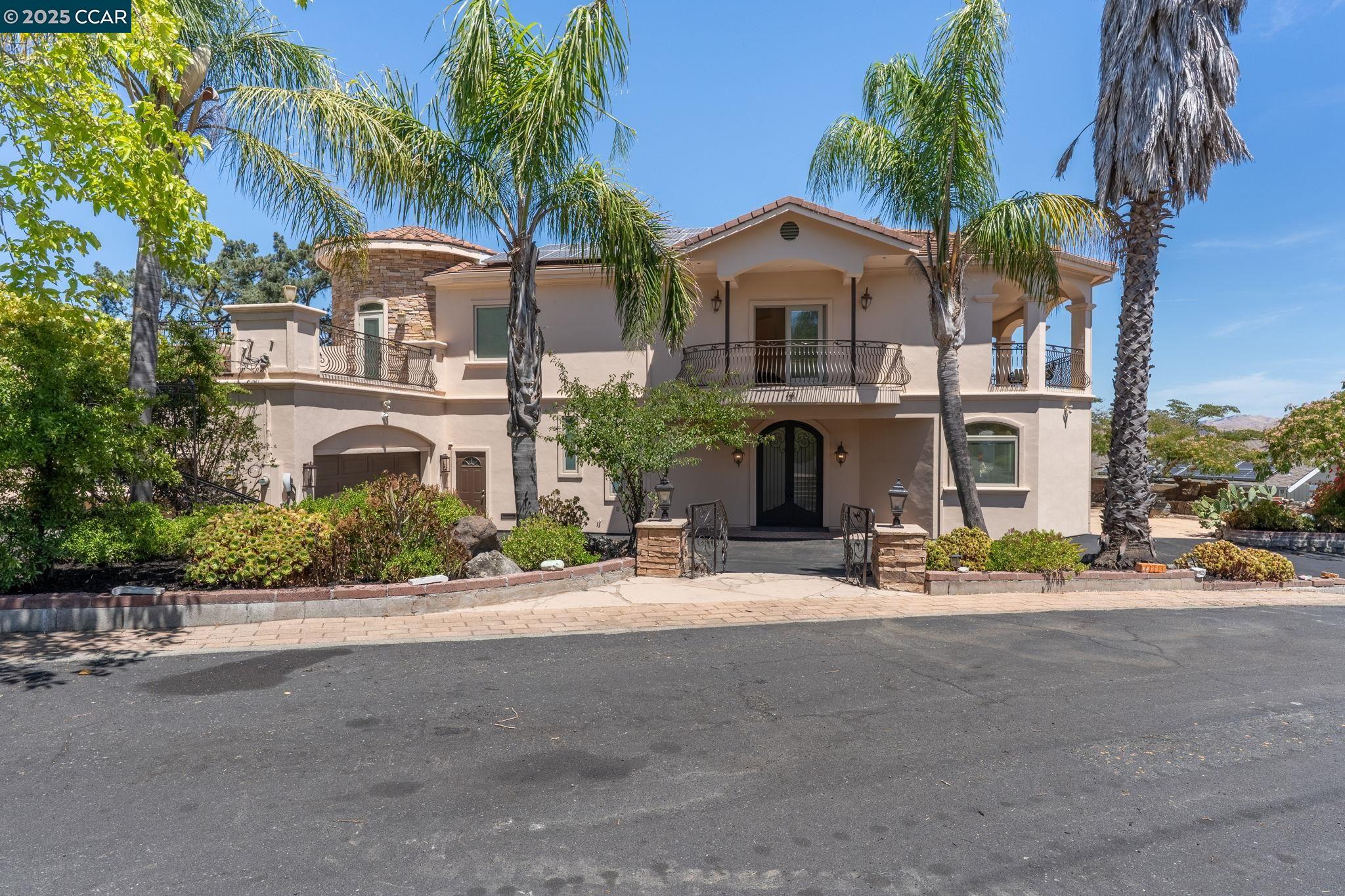 131 Montecito Crescent