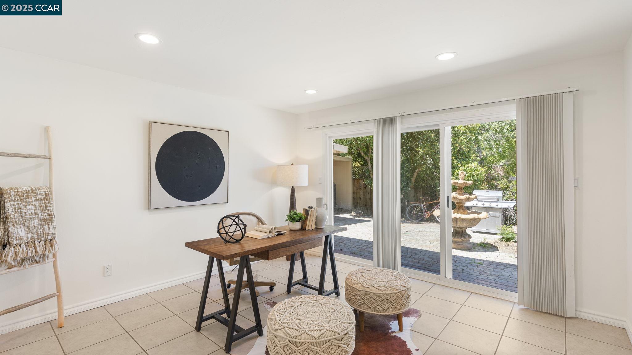 131 Montecito Crescent