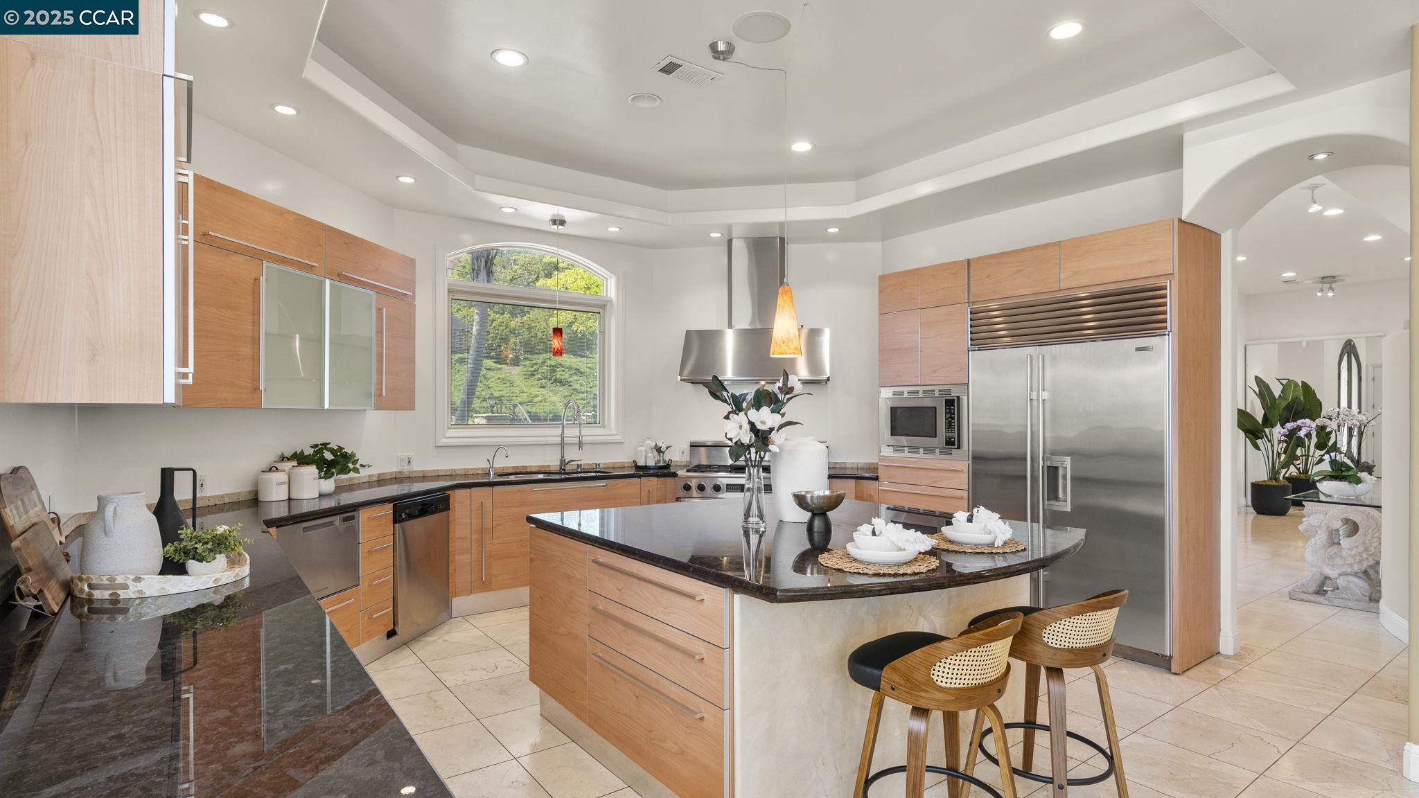 131 Montecito Crescent